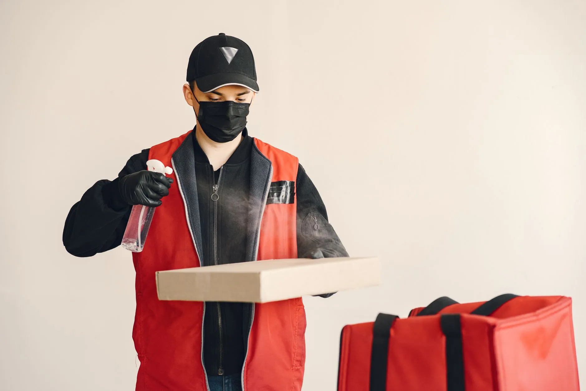 企业办公室茶具配置方案：从紫砂壶到盖碗的茶具搭配与选购要点